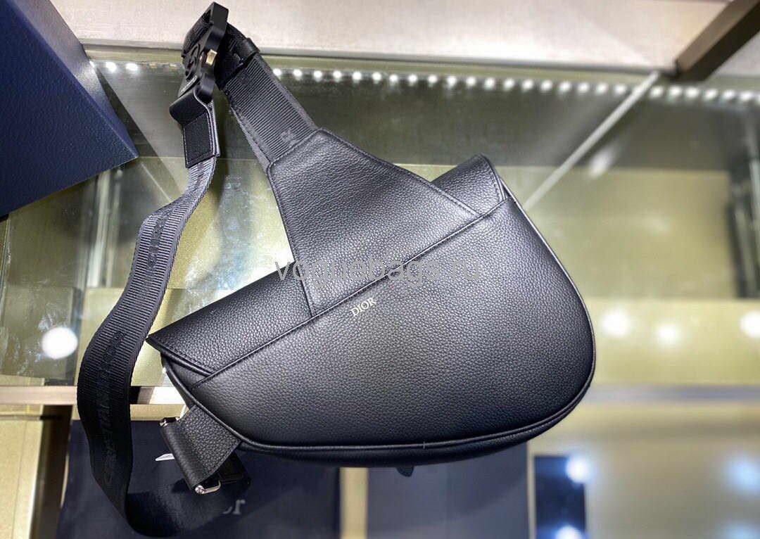 Dior M0446 Saddle Bag Dior Black Calfskin Bag - Voguebags