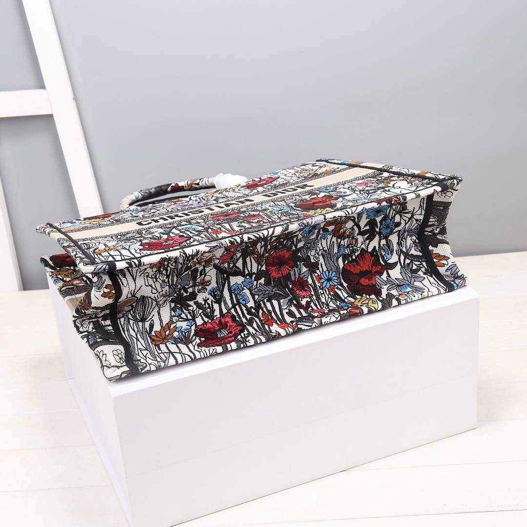 Dior M1286 Dior Book Tote Multicolor Flowers Embroidery - luxibagsmall