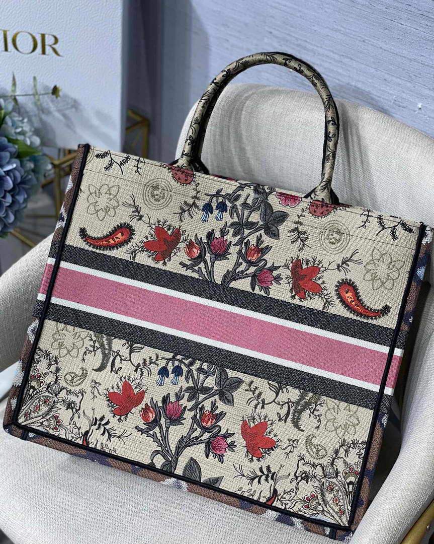 Dior M1286 Book Tote Multicolor Flowers Embroidery - luxibagsmall