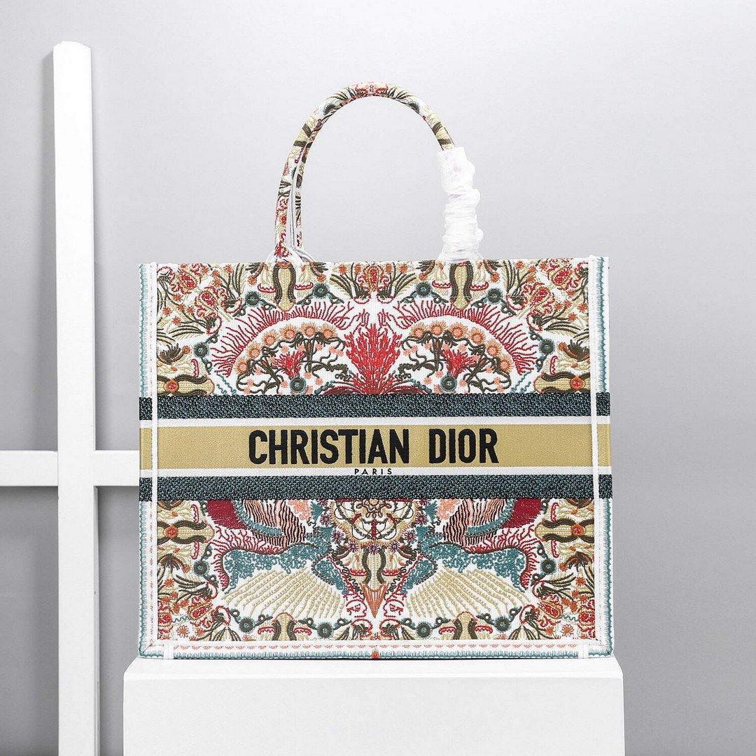 Dior M1286 Book Tote Christian Dior Multicolor Red and Green - Voguebags