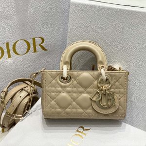 xubag.ru-dior-s0910-micro-lady-d-joy-bag-sand-colored-cannage-lambskin-001