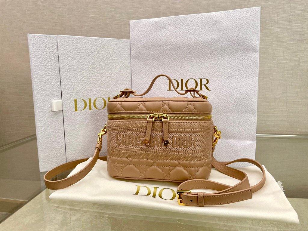 Dior S5488 Small Diortravel Vanity Case Lambskin Apircot - Voguebags