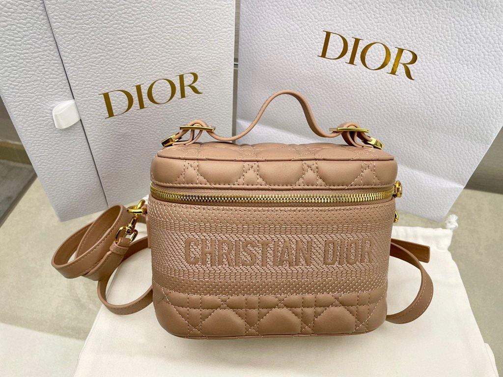 Dior S5488 Small Diortravel Vanity Case Lambskin Apircot - Voguebags