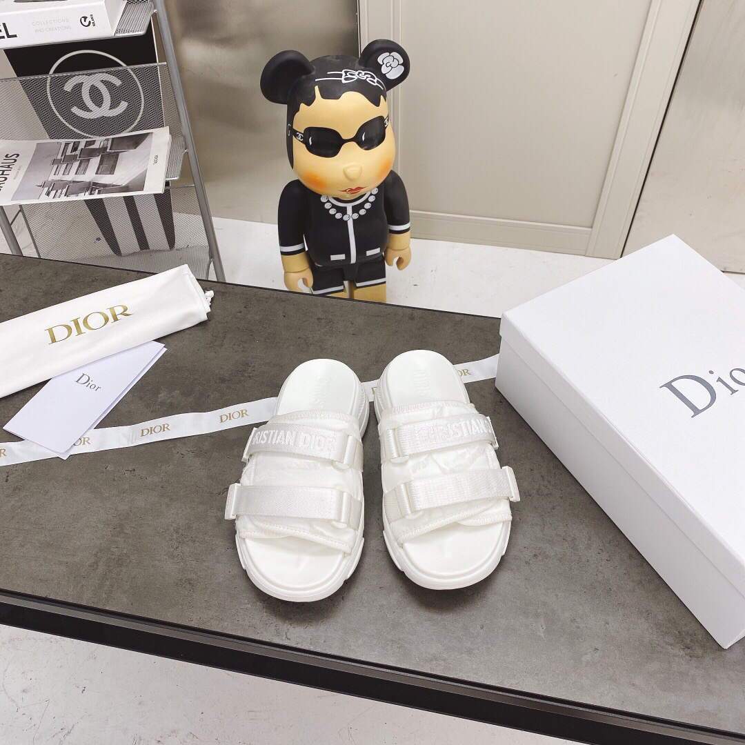 Dior Slippers Hot Sale Dior Sandals White 81181 - luxibagsmall