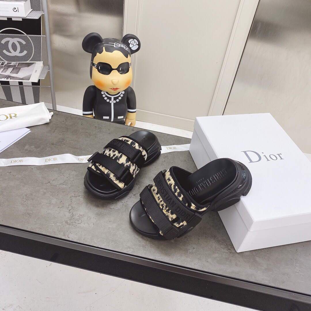 Dior Slippers Hot Sale Dior Sandals 81179 - luxibagsmall