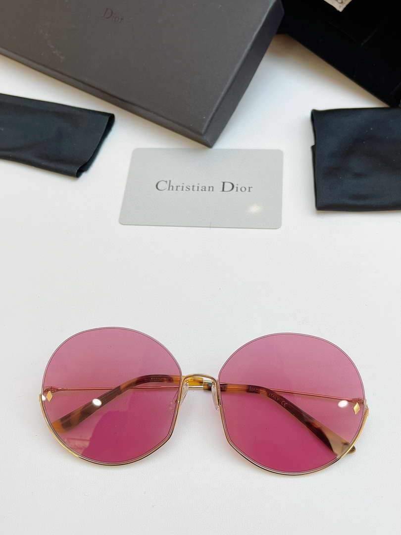 Dior Sunglasses Fashion Dior Sports Leisure Sunglasses 992023 - Voguebags