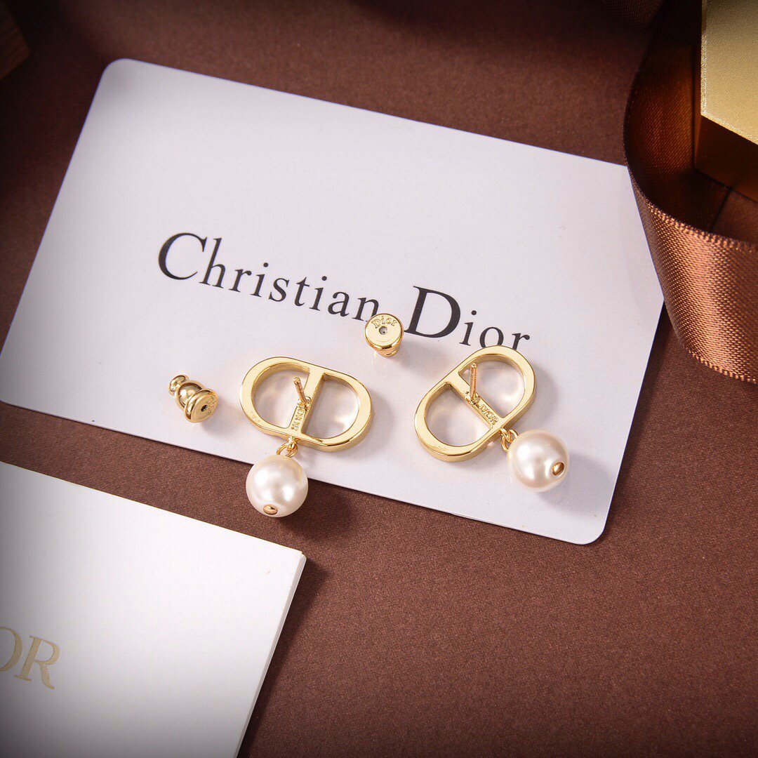 Dior Petit CD Earrings Gold-Finish Metal and White Resin Pearls 20191 - luxibagsmall