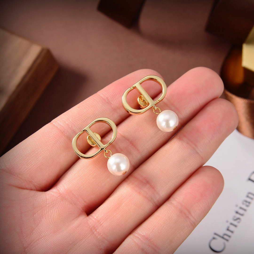 Dior Petit CD Earrings Gold-Finish Metal and White Resin Pearls 20191 - luxibagsmall