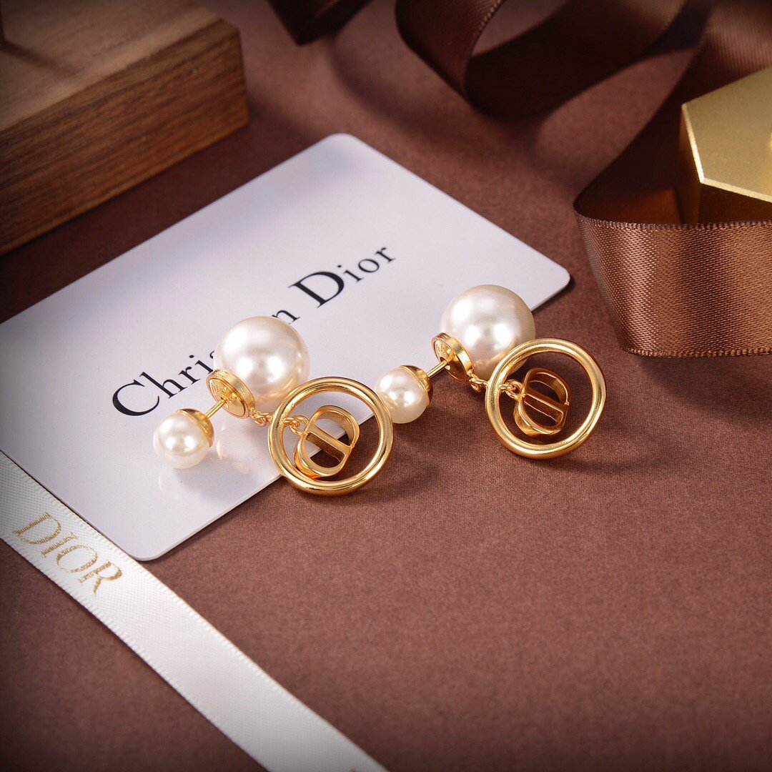 Dior Petit CD Earrings Gold-Finish Metal and White Resin Pearls 20200 - luxibagsmall