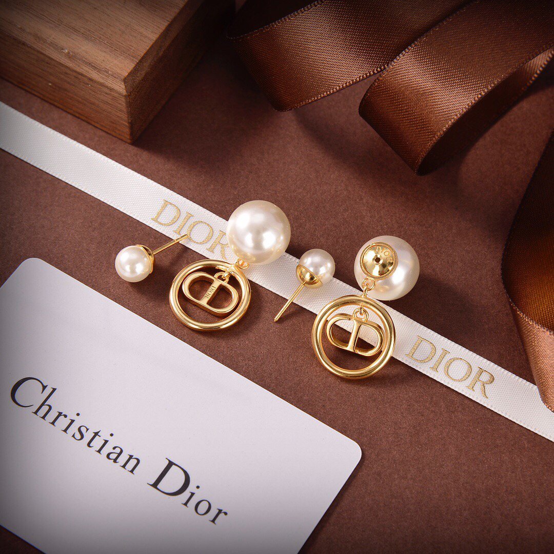 Dior Petit CD Earrings Gold-Finish Metal and White Resin Pearls 20200 - luxibagsmall