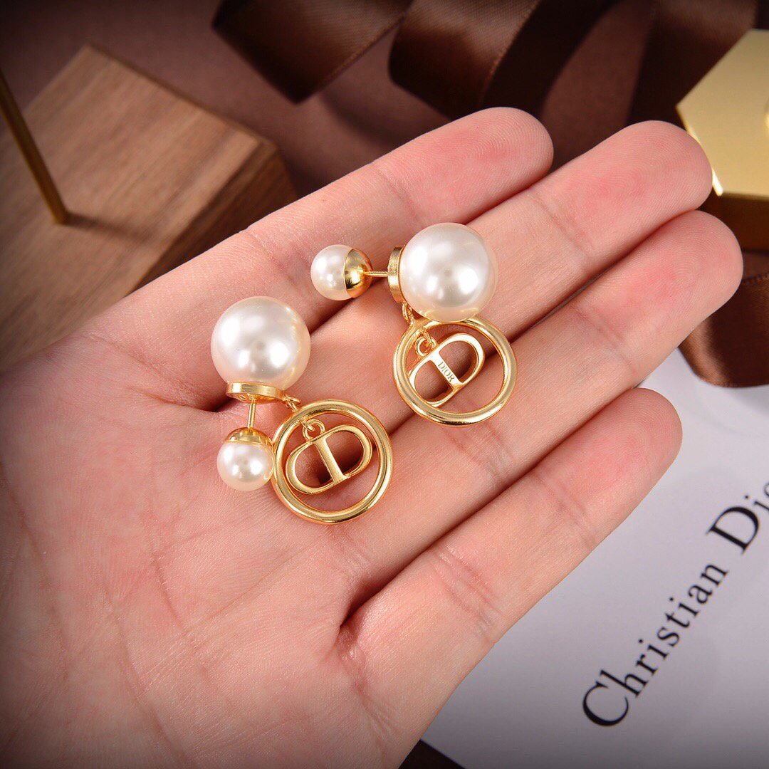 Dior Petit CD Earrings Gold-Finish Metal and White Resin Pearls 20200 - luxibagsmall