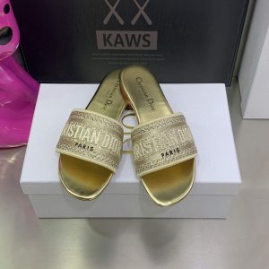 xubag.ru-dior-womens-shoes-dway-slide-embroidered-kcq166erc-022