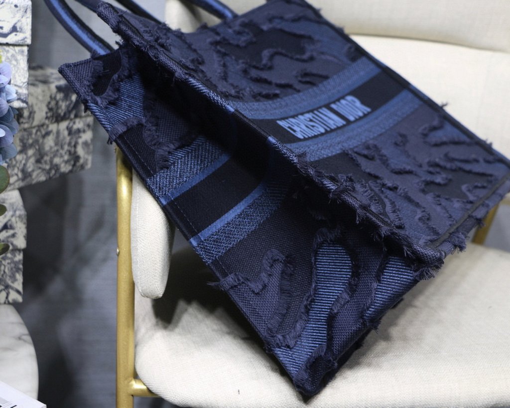 Dior Book Tote M1286 Blue Camouflage Embroidery - luxibagsmall