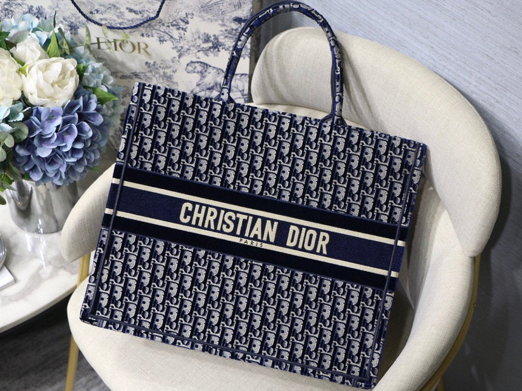 Dior Book Tote M1286 Blue Dior Oblique Velvet - luxibagsmall