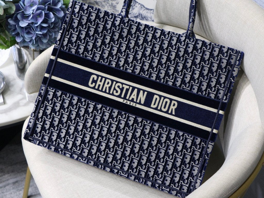 Dior Book Tote M1286 Blue Dior Oblique Velvet - luxibagsmall