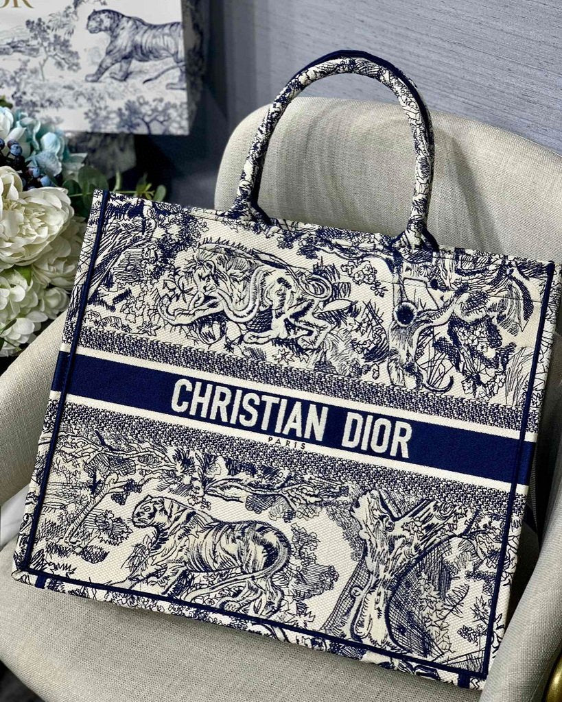 Dior Book Tote M1286 Blue Toile de Jouy Embroidery - luxibagsmall