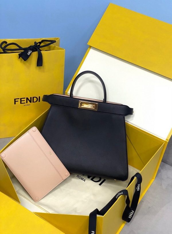 Fendi 70193 Peekaboo ISEEU MEDIUM Black Leather Bag - luxibagsmall