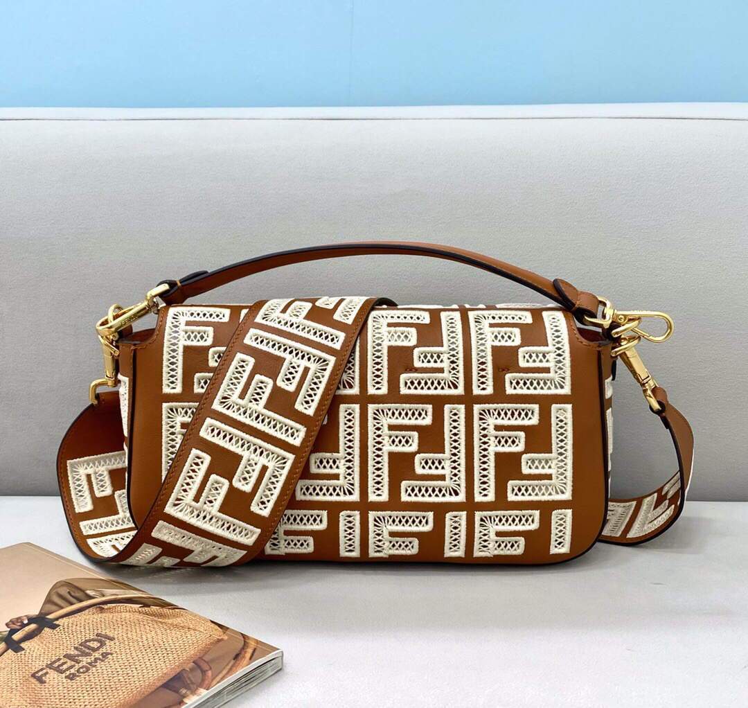 Fendi 8BR600 Baguette Leather Bag With FF Embroidery 8372 Brown - luxibagsmall