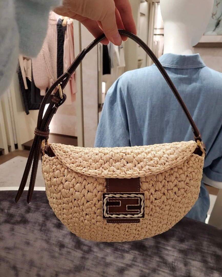 Fendi 8BR790 Small Croissant Woven Straw Bag 8373A Brown - luxibagsmall