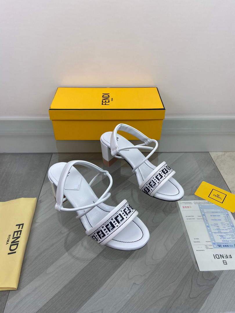 Fendi 8X8093 FF Interlace Leather Sandals White - luxibagsmall