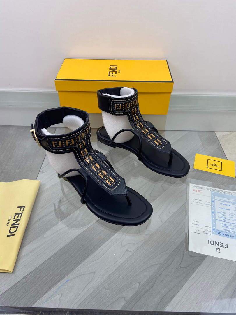 Fendi 8Y8095 FF Interlace Leather Thong Sandals Black - luxibagsmall