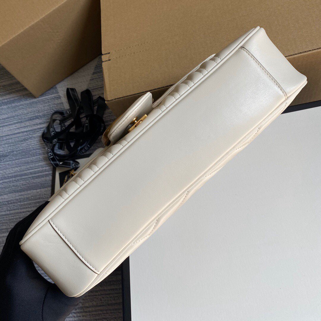 Gucci 443496 GG Marmont Medium Matelassé Shoulder Bag White - luxibagsmall