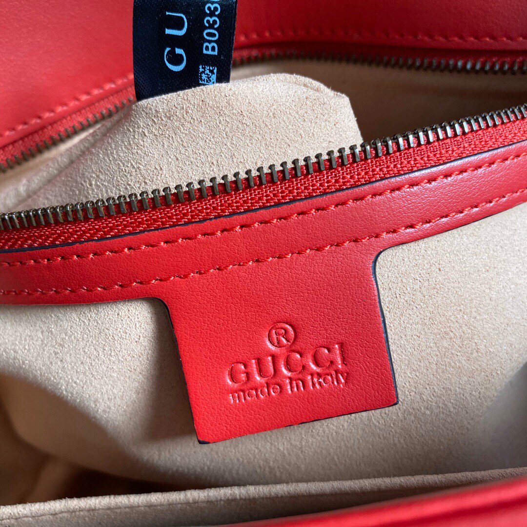 Gucci 443496 GG Marmont Medium Matelassé Shoulder Bag Red - luxibagsmall