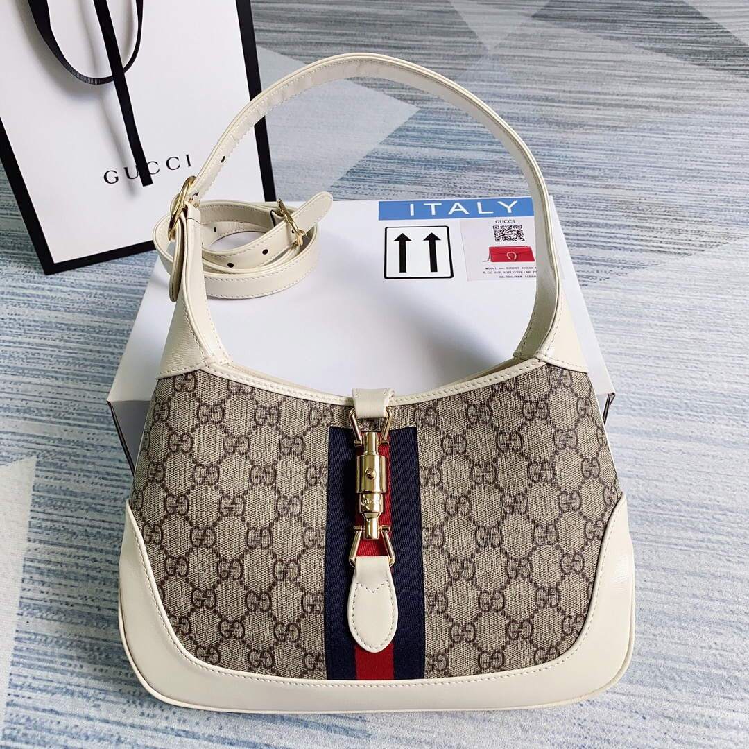 Gucci 636706 Jackie Vintage Underarm Bag White - luxibagsmall