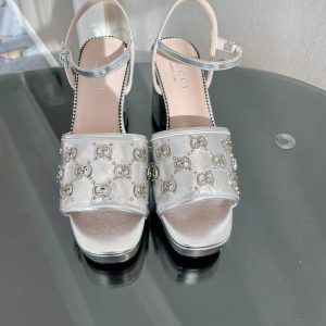 xubag.ru-gucci-719843-womens-lnterlocking-g-studs-sandal-g56238-1
