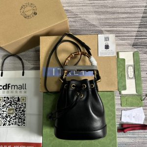 xubag.ru-gucci-724667-diana-mini-bucket-bag-black-1