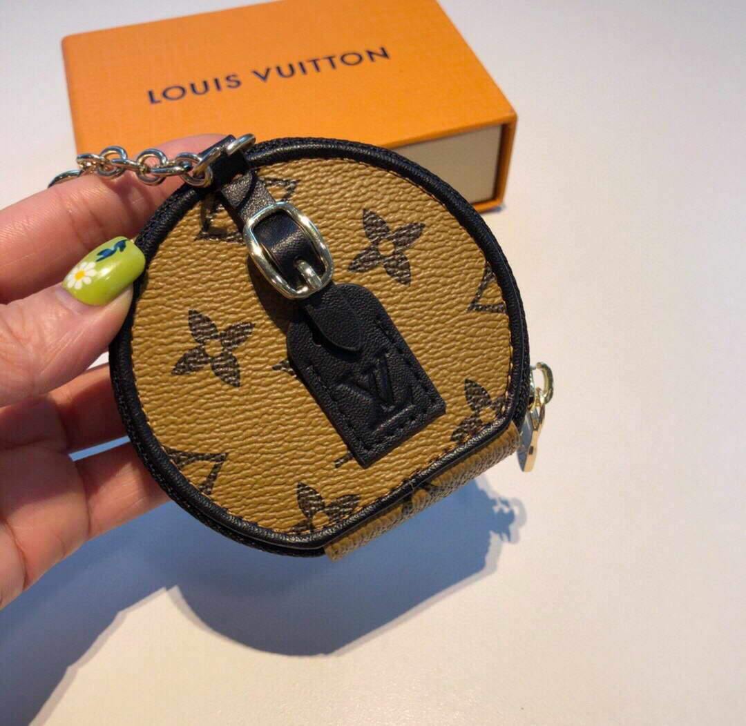 Louis Vuitton Bluetooth Headset Protective Case 10121 - luxibagsmall