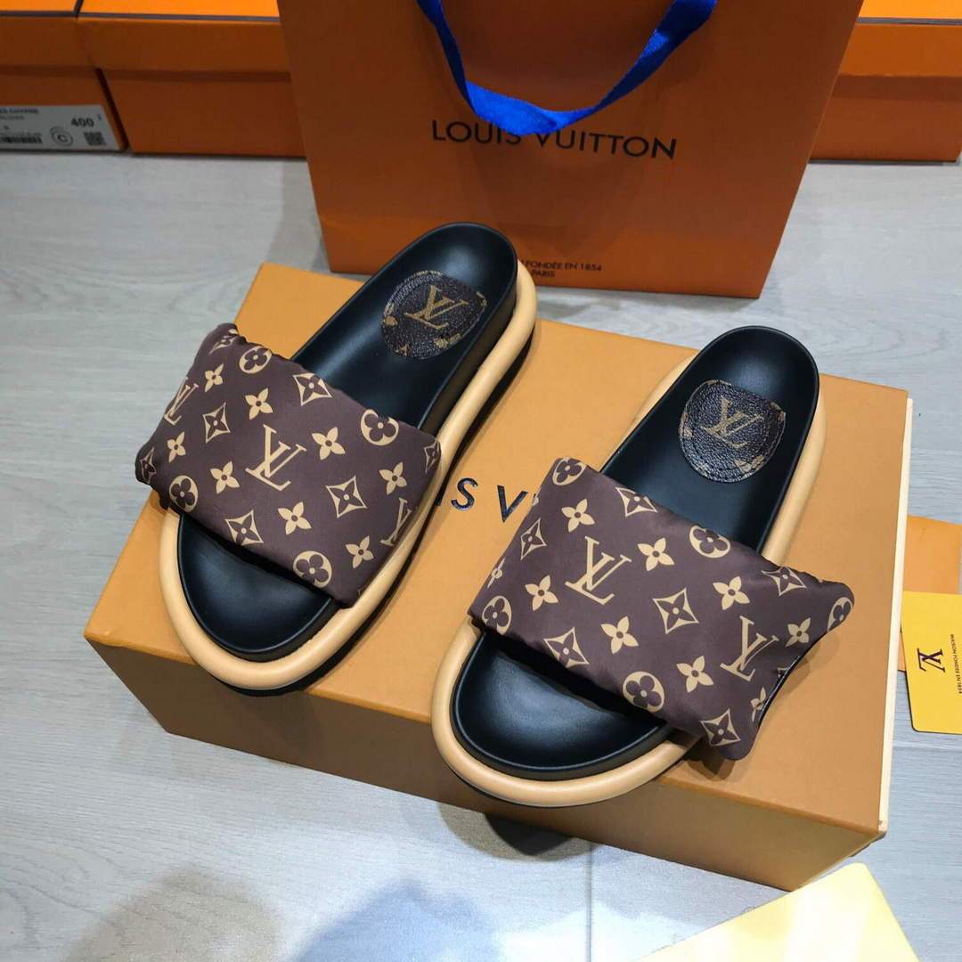 Louis Vuitton 1A98GU Pool Pillow Comfort-Mule LV Slippers Brown - luxibagsmall