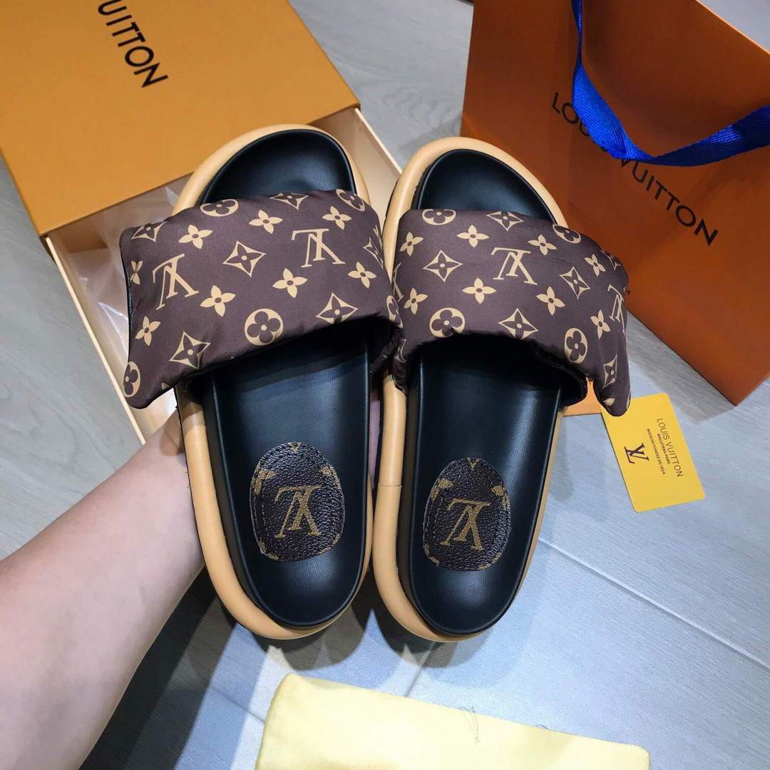 Louis Vuitton 1A98GU Pool Pillow Comfort-Mule LV Slippers Brown - luxibagsmall