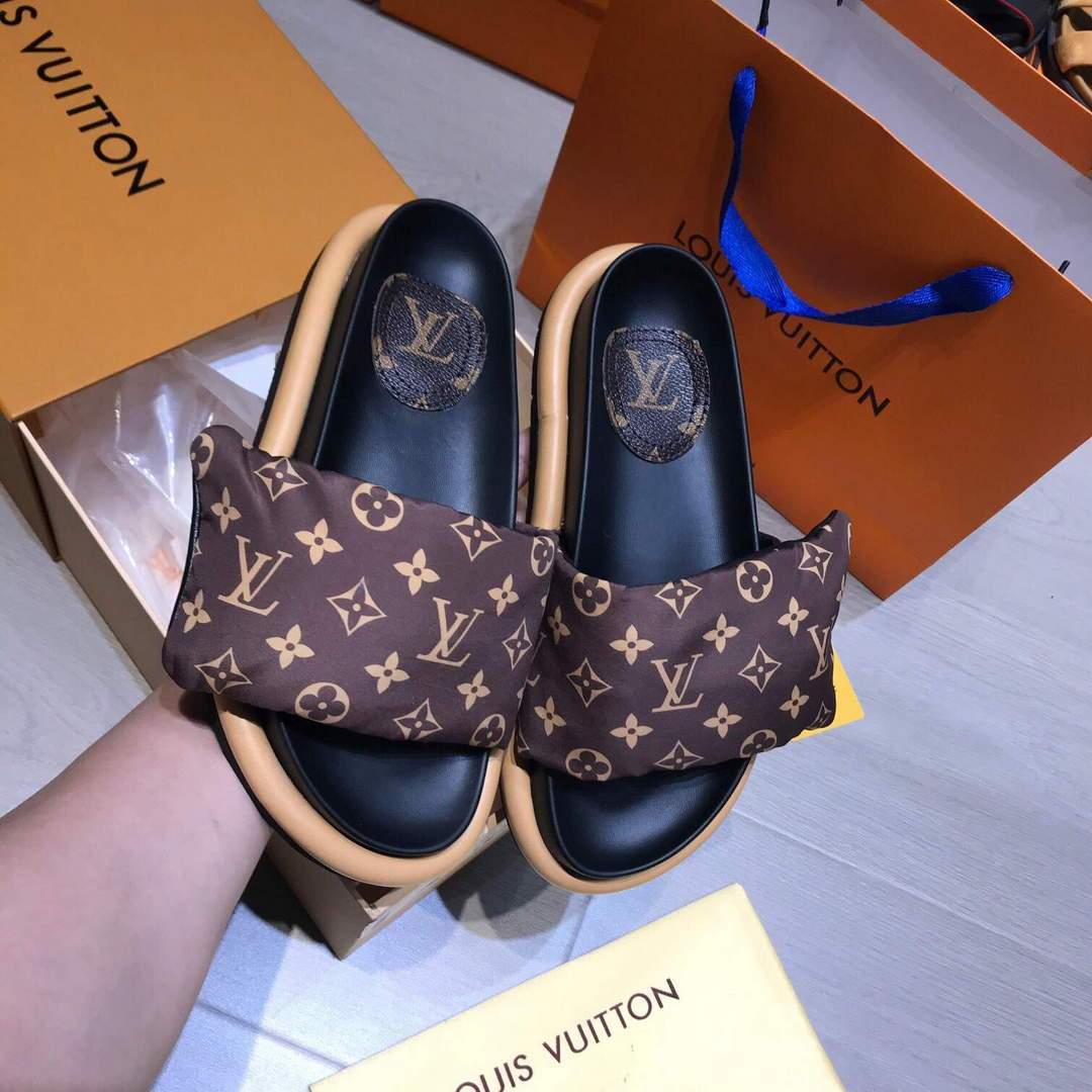 Louis Vuitton 1A98GU Pool Pillow Comfort-Mule LV Slippers Brown - luxibagsmall