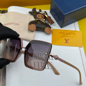 xubag.ru-louis-vuitton-grease-mask-sunglasses-luxury-charlotte-sunglasses-992432-47eb65d9-bf13-4bc6-a8d3-1b727f9d0e5e