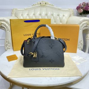 xubag.ru-louis-vuitton-lv-m58916-petit-palais-monogram-empreinte-black-001