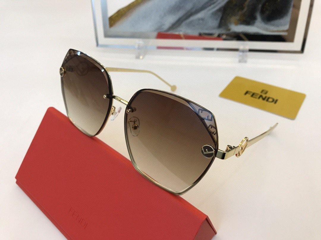 Louis Vuitton Sunglasses Luxury LV Sport Fashion Show Sunglasses 992089 - Voguebags