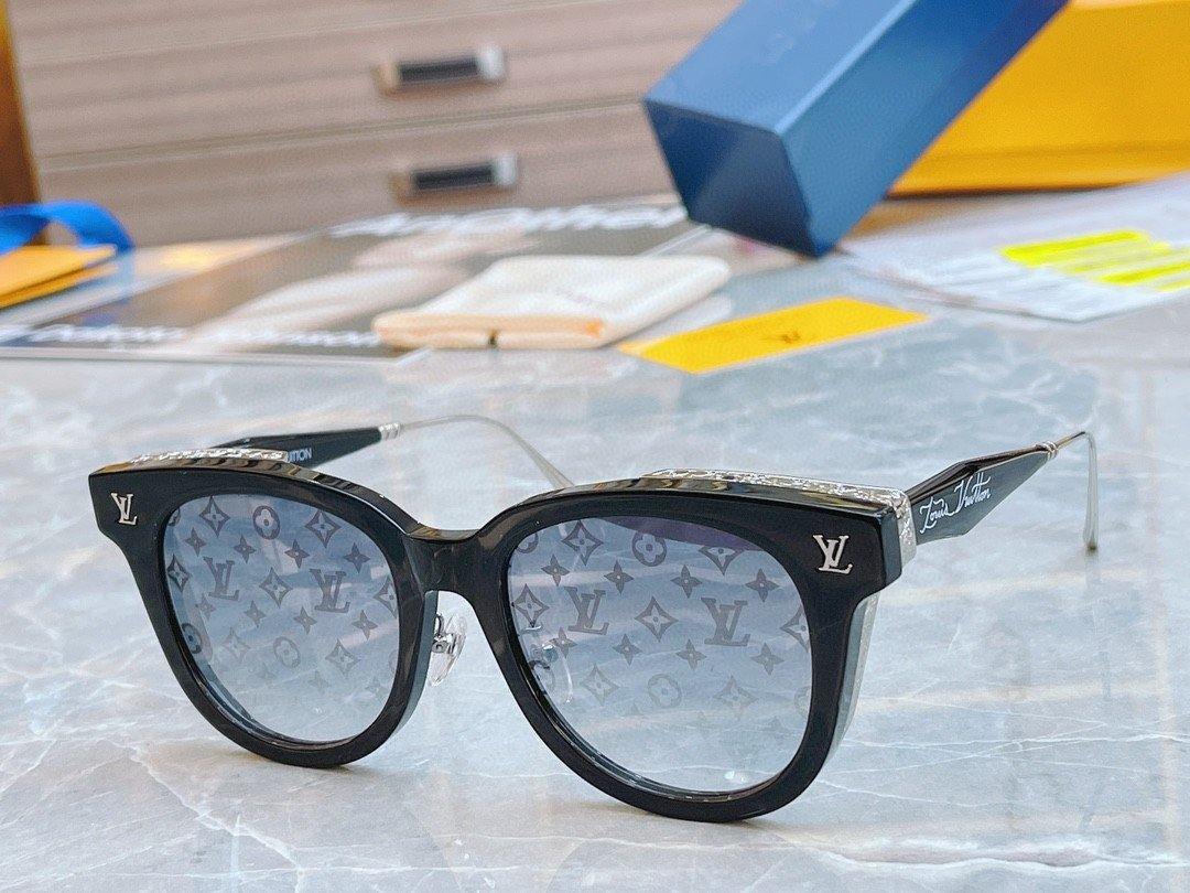 Louis Vuitton Sunglasses Luxury LV Sports Fashion Show Sunglasses 992415 - Voguebags