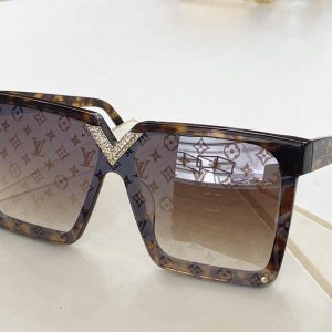 Louis Vuitton Sunglasses Luxury LV Sport Fashion Show Sunglasses 992121 - Voguebags