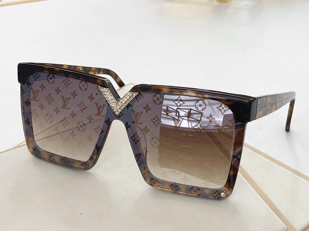 Louis Vuitton Sunglasses Luxury LV Sport Fashion Show Sunglasses 992121 - Voguebags