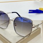 Louis Vuitton Sunglasses Luxury LV Sport Fashion Show Sunglasses 992123 - Voguebags