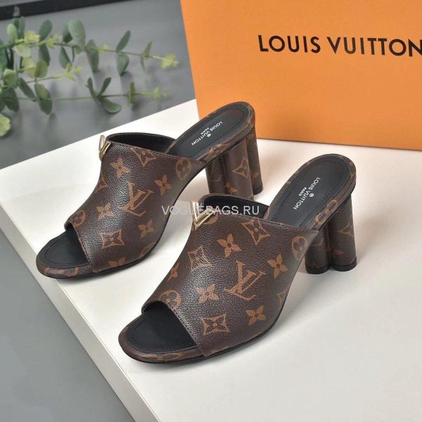 LV 1A85V9 Slippers Designer Louis Vuitton Indiana Mule Patent Monogram - luxibagsmall