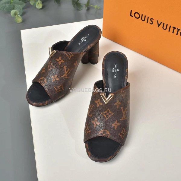 LV 1A85V9 Slippers Designer Louis Vuitton Indiana Mule Patent Monogram - luxibagsmall