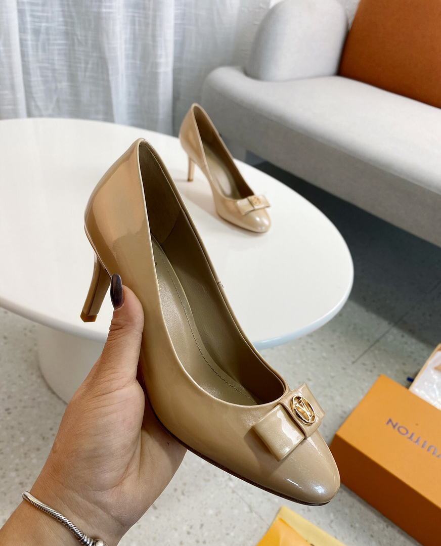 LV Loafers Designer Louis Vuitton Round Toe High Heels 81105 Apricot - luxibagsmall