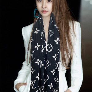 xubag.ru-lv-m00411-louis-vuitton-fashion-printing-scarf-stole-l60207-1