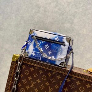 xubag.ru-lv-m20557-louis-vuitton-mini-soft-trunk-blue-002