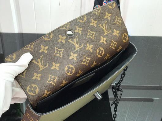 LV M30583 Louis Vuitton Pochette Voyage Steamer Bag Green - luxibagsmall