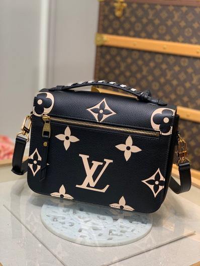 LV M45385 Louis vuitton M45384 Crafty Pochette Metis Monogram Black - luxibagsmall