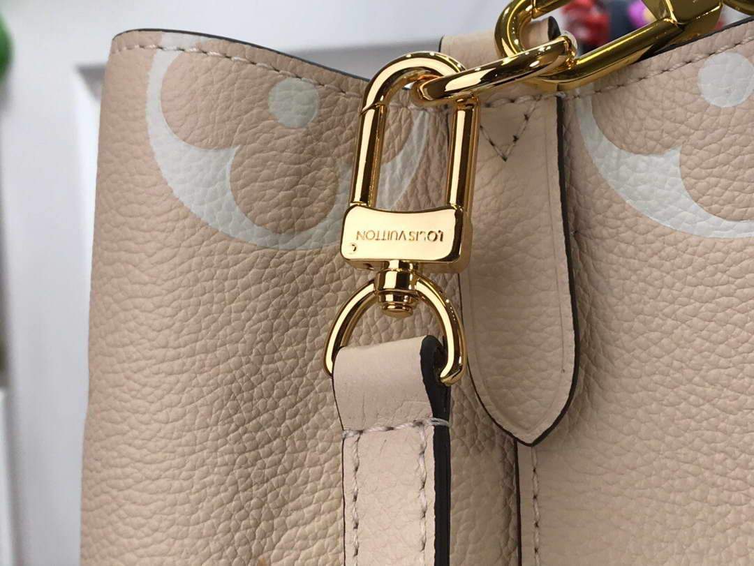 LV M45716 Louis Vuitton NÉONOÉ BB M45709 Bag Cream Saffron - luxibagsmall