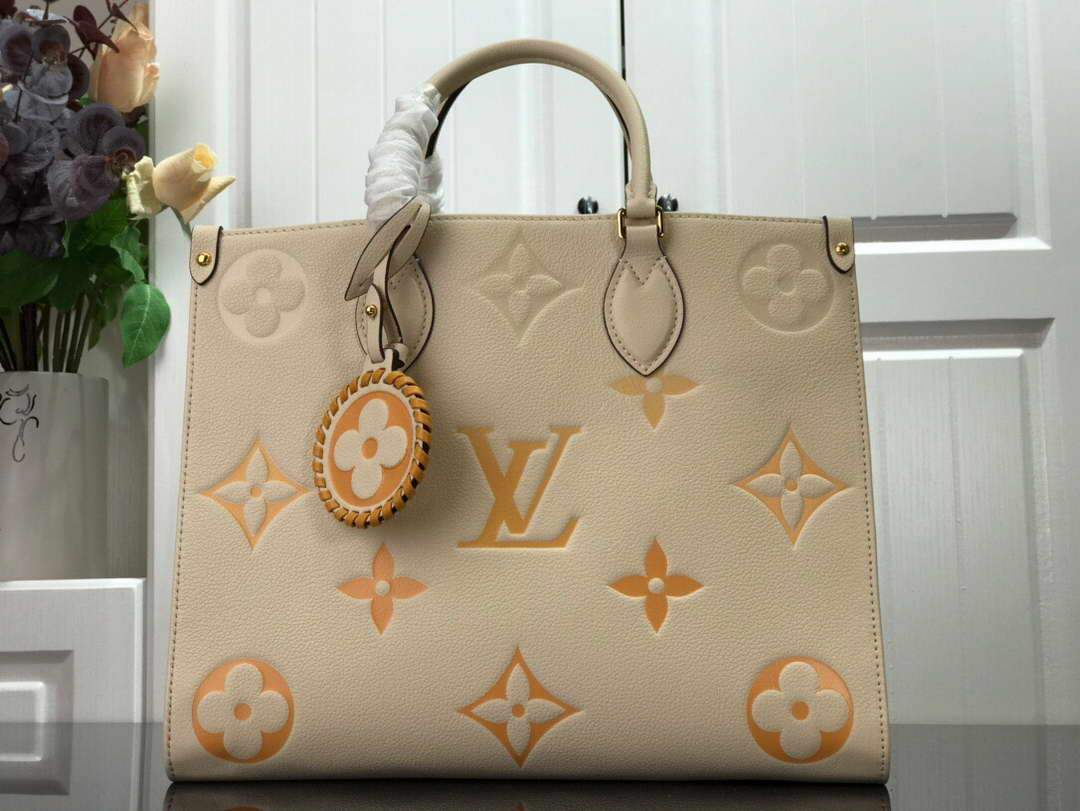 LV M45717 Louis Vuitton Onthego MM M45718 Bag Cream Saffron - luxibagsmall